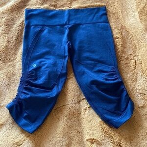 Lululemon Seamless Charcoal Cropped Ruched Leggings